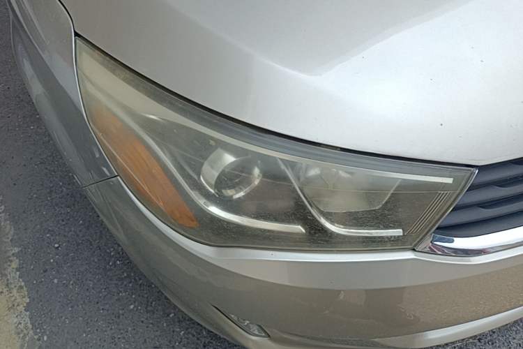 Used Chery Arrizo M7 2015 1.8L Manual WideJoy Edition 232 Seats Right Front Headlight