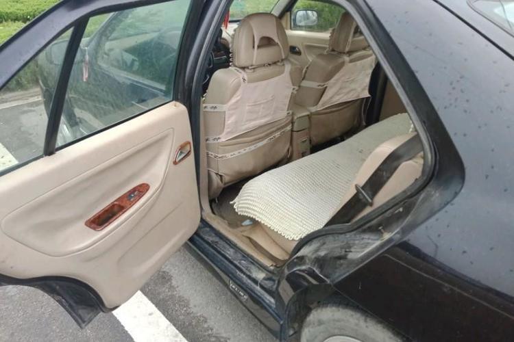 Used Chery banner cloud 2004 1.6L Comfort Model Left Rear Seat