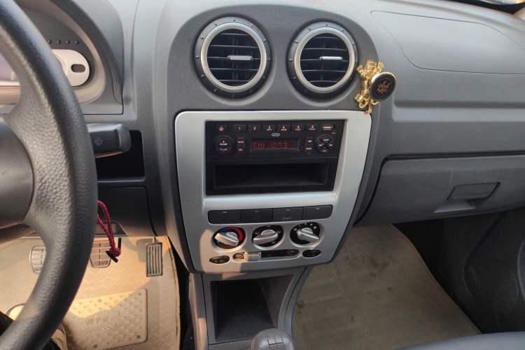 Used Chery Cowin 1 2010 1.0L Manual Comfort Version Audio And AC Panel