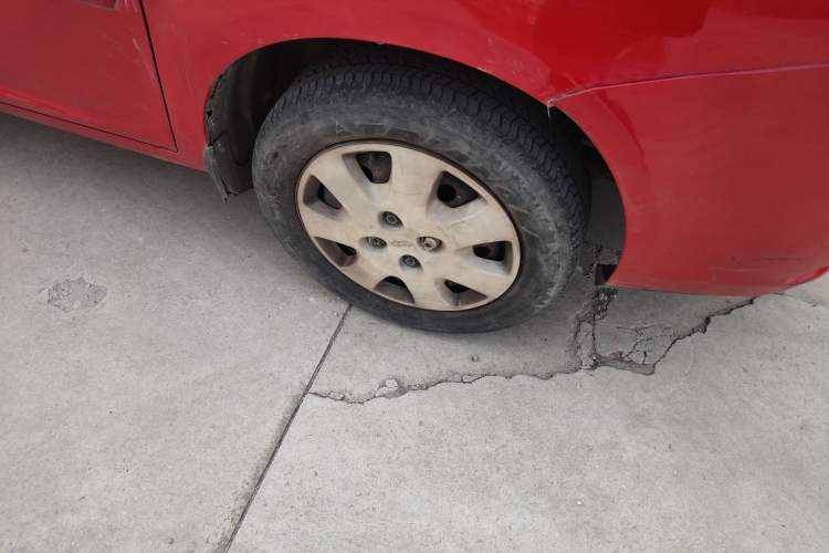 Used Chery Cowin 1 2010 1.0L Manual Comfort Version Right Front Wheel Hub