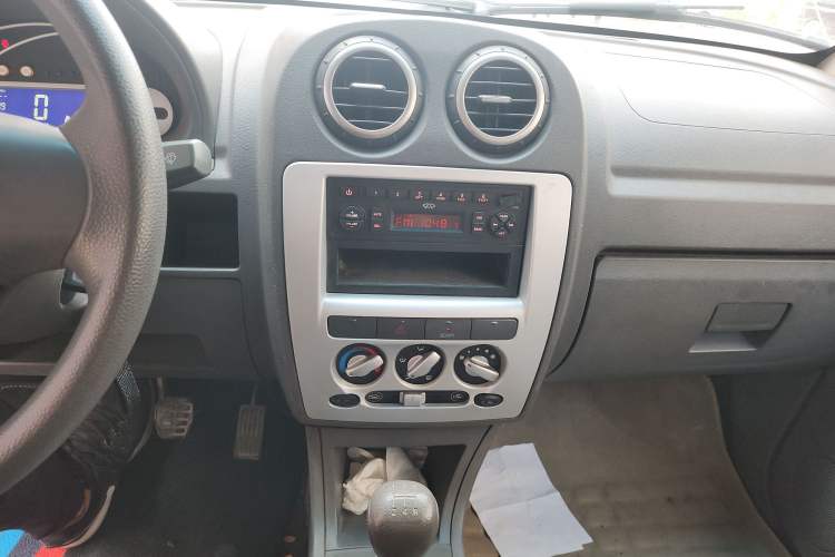 Used Chery Cowin 1 2012 1.0L Manual Comfort Edition Audio And AC Panel