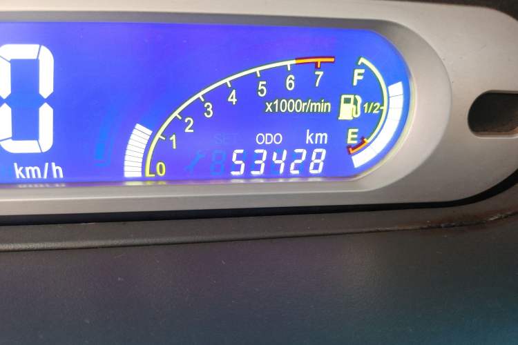 Used Chery Cowin 1 2012 1.0L Manual Comfort Edition Odometer Close Up
