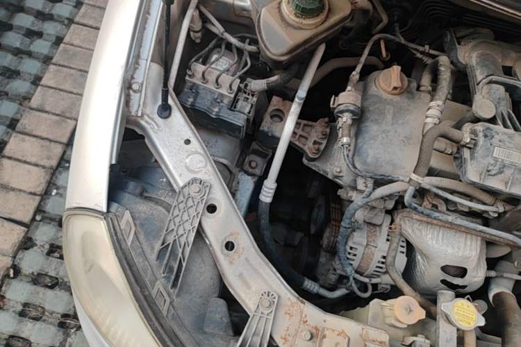 Used Chery Cowin 1 2012 1.0L Manual Comfort Edition Engine Bay Right
