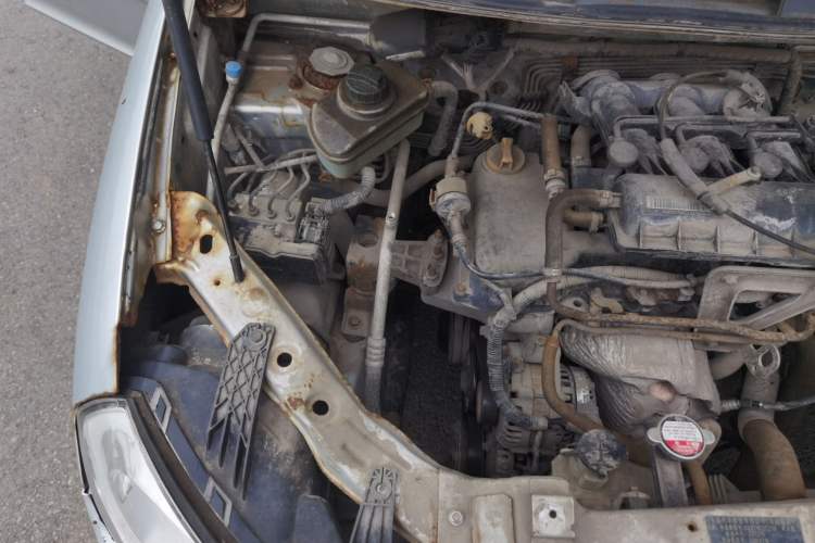 Used Chery Cowin 1 2012 1.0L Manual Comfort Edition Engine Bay Right