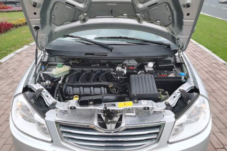 Used Chery Cowin 1 2012 1.3L AMT Comfort Edition Engine Bay