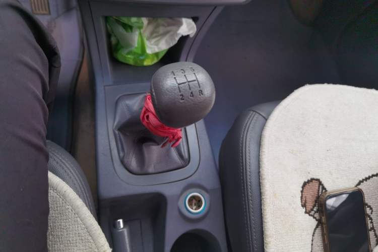Used Chery Cowin 1 2012 1.0L Manual Comfort Edition Gear Lever