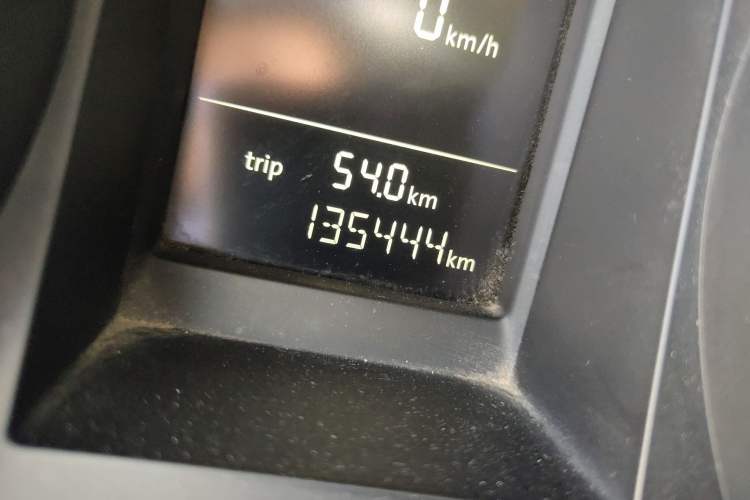 Used Chery Cowin 1 2012 1.0L Manual Comfort Edition Odometer Close Up
