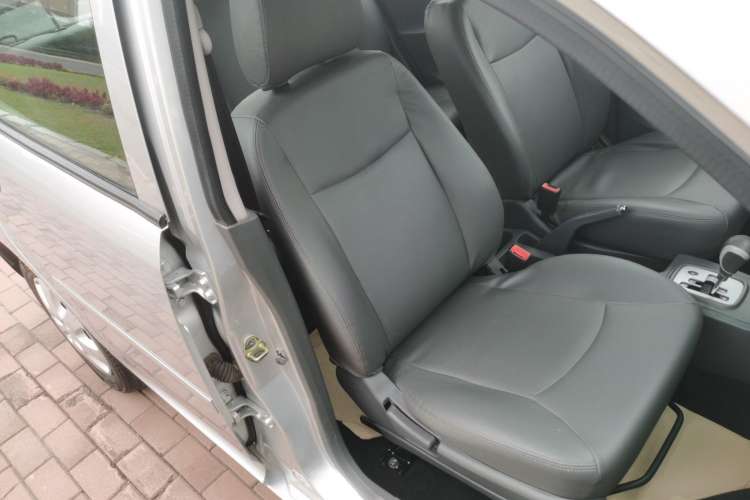 Used Chery Cowin 1 2012 1.3L AMT Comfort Edition Right Front Seat