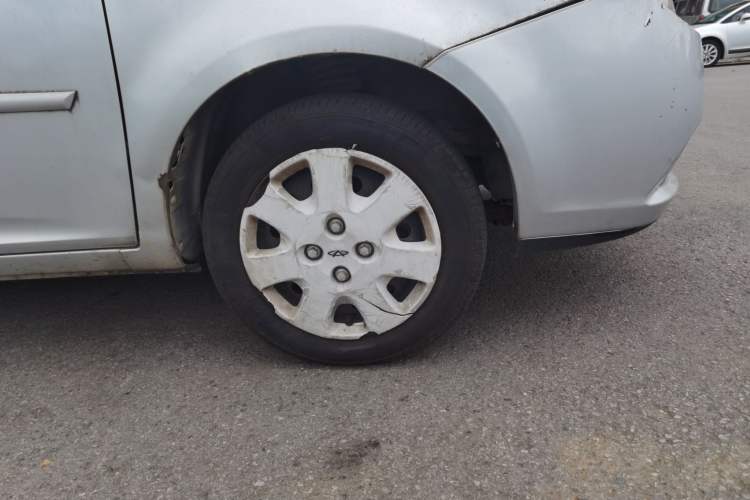 Used Chery Cowin 1 2012 1.0L Manual Comfort Edition Right Front Wheel Hub