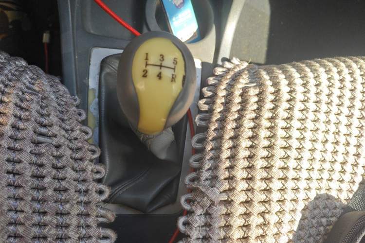 Used Chery Cowin 2 2010 1.5L Manual Standard Edition Gear Lever