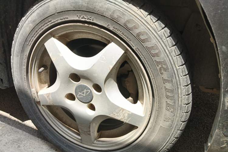 Used Chery Cowin 2 2010 1.5L Manual Standard Edition Right Front Wheel Hub