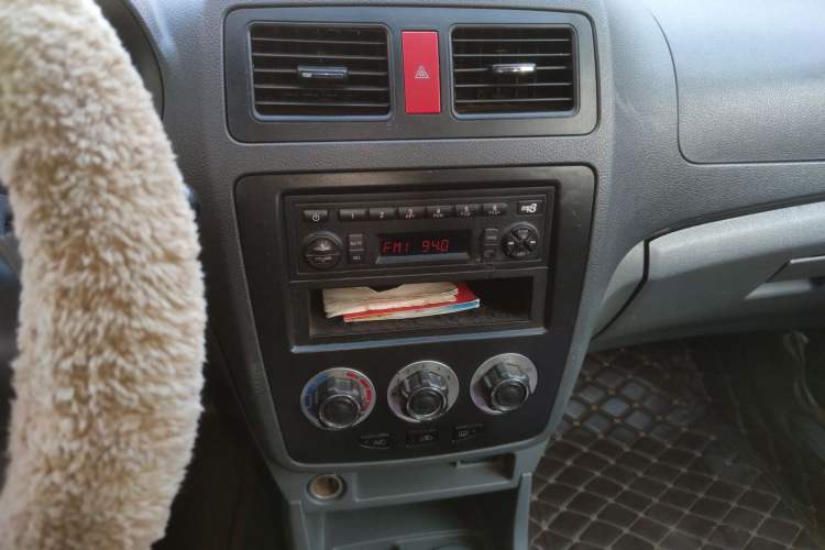 Used Chery Cowin 2 2010 1.5L Manual Standard Edition Audio And AC Panel