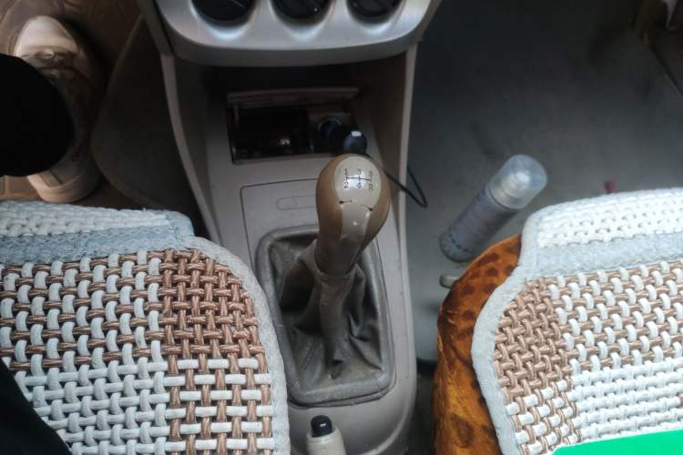 Used Chery Cowin 2 2010 1.5L Manual Standard Edition Gear Lever