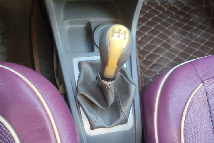 Used Chery Cowin 2 2010 1.5L Manual Standard Edition Gear Lever