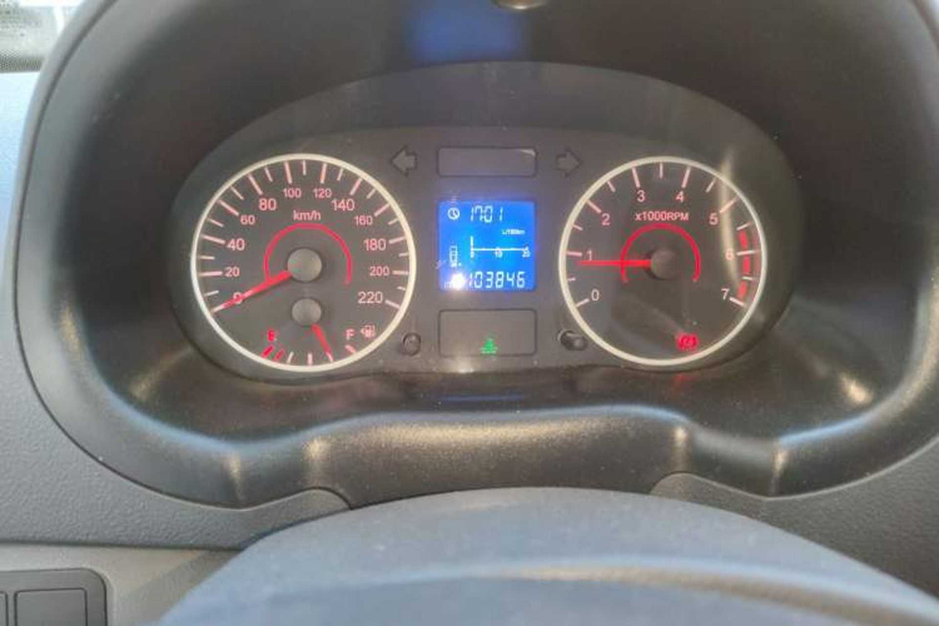 Used Chery Cowin 2 2010 1.5L Manual Standard Edition Odometer Close Up