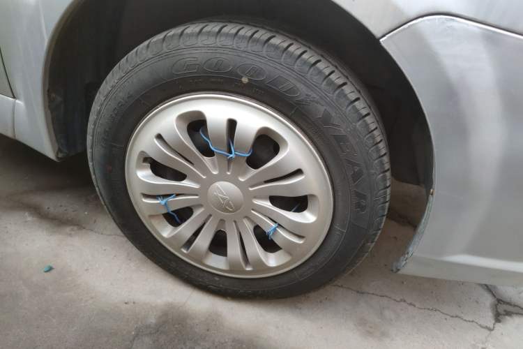 Used Chery Cowin 2 2010 1.5L Manual Standard Edition Right Front Wheel Hub