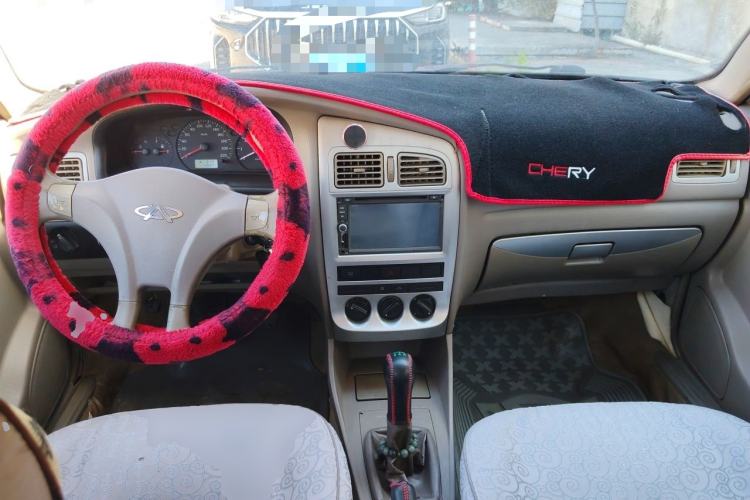 Used Chery Cowin 2 2010 1.5L Manual Standard Edition Center Console