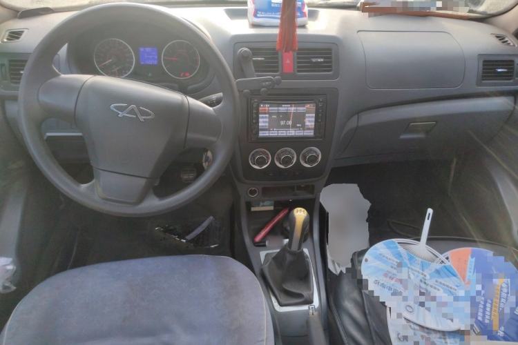Used Chery Cowin 2 2012 1.5L Manual Standard Edition Center Console