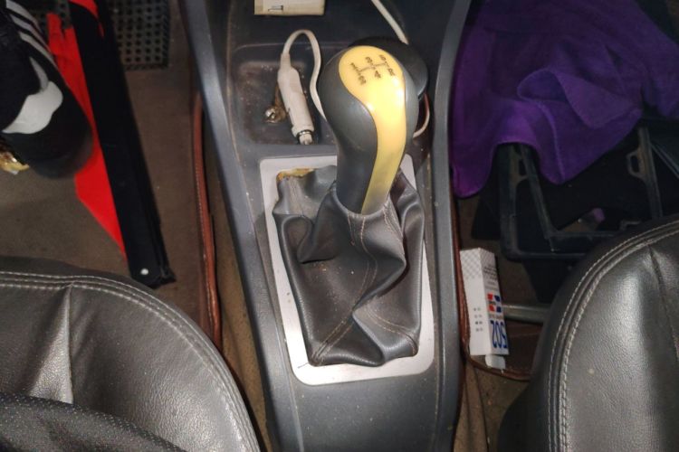 Used Chery Cowin 2 2012 1.5L Manual Performance Version Gear Lever