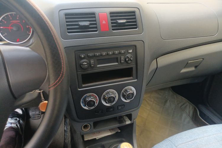 Used Chery Cowin 2 2012 1.5L Manual Comfort Edition Audio And AC Panel