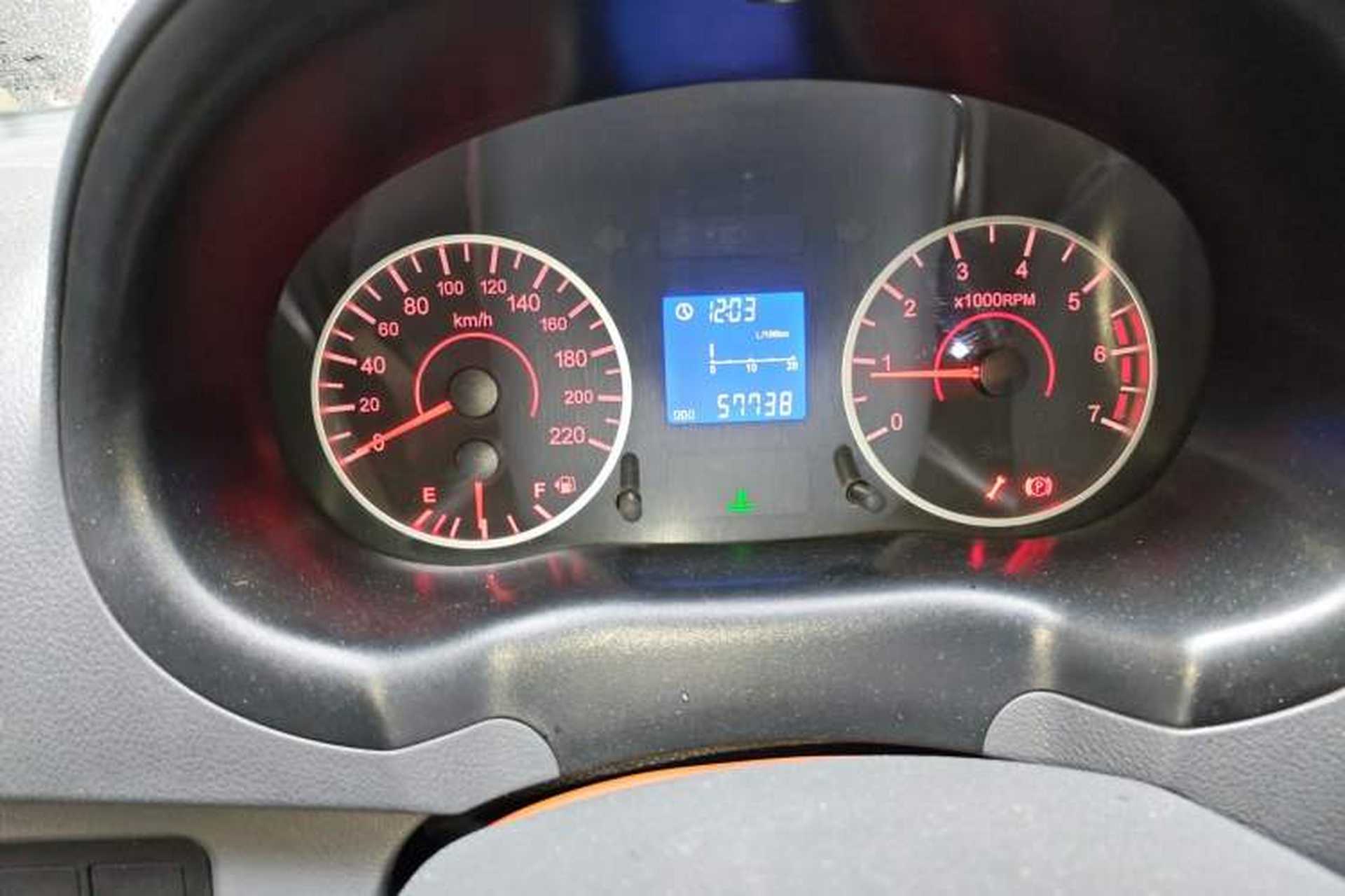 Used Chery Cowin 2 2012 1.5L Manual Standard Edition Odometer Close Up