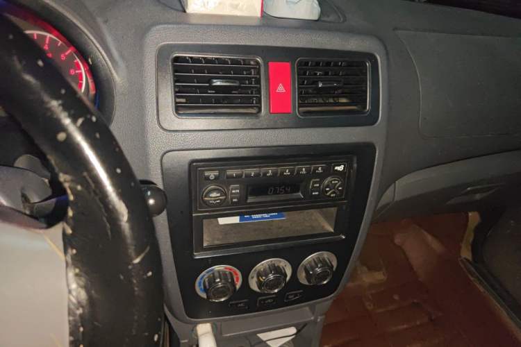 Used Chery Cowin 2 2012 1.5L Manual Standard Edition Audio And AC Panel