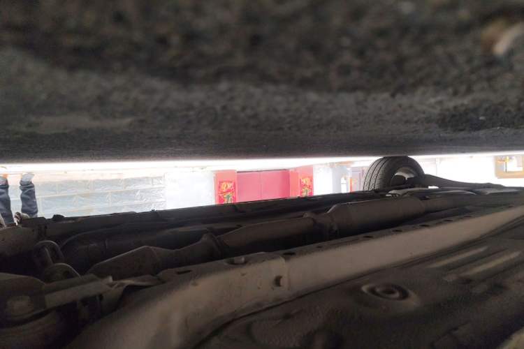 Used Chery Cowin 3 2010 1.5L Manual Elite Edition Chassis Front Right