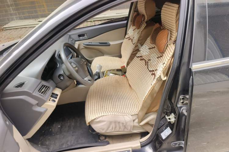 Used Chery Cowin 3 2010 1.5L Manual Elite Edition Left Front Seat