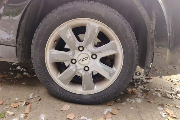Used Chery Cowin 3 2010 1.5L Manual Elite Edition Right Front Wheel Hub