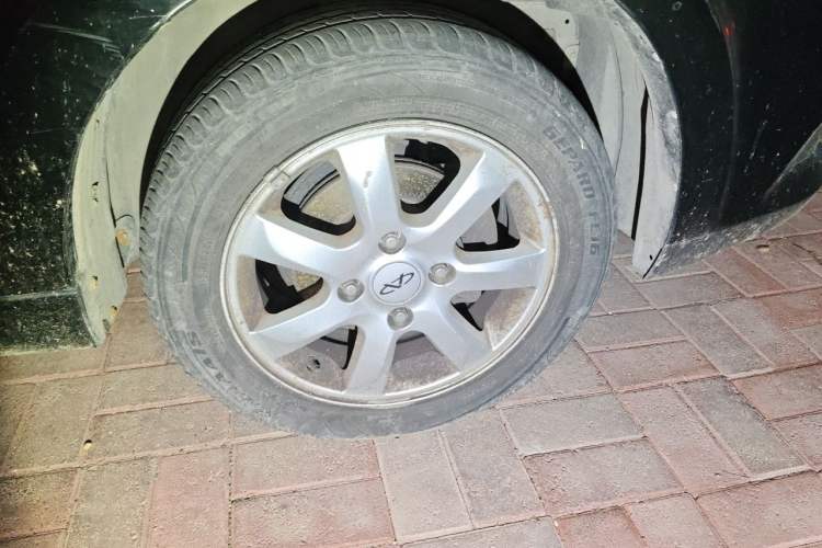 Used Chery Cowin 3 2010 1.5L Manual Comfort Edition Right Front Wheel Hub
