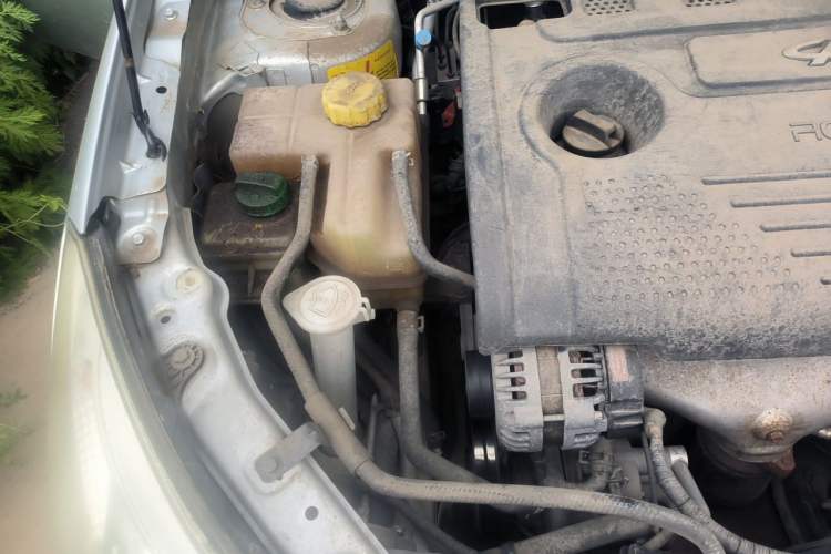 Used Chery Cowin 3 2010 1.5L Manual Elite Edition Engine Bay Right