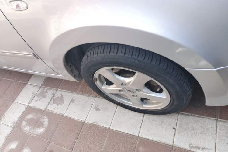 Used Chery Cowin 3 2010 1.5L Manual Comfort Edition Right Front Wheel Hub