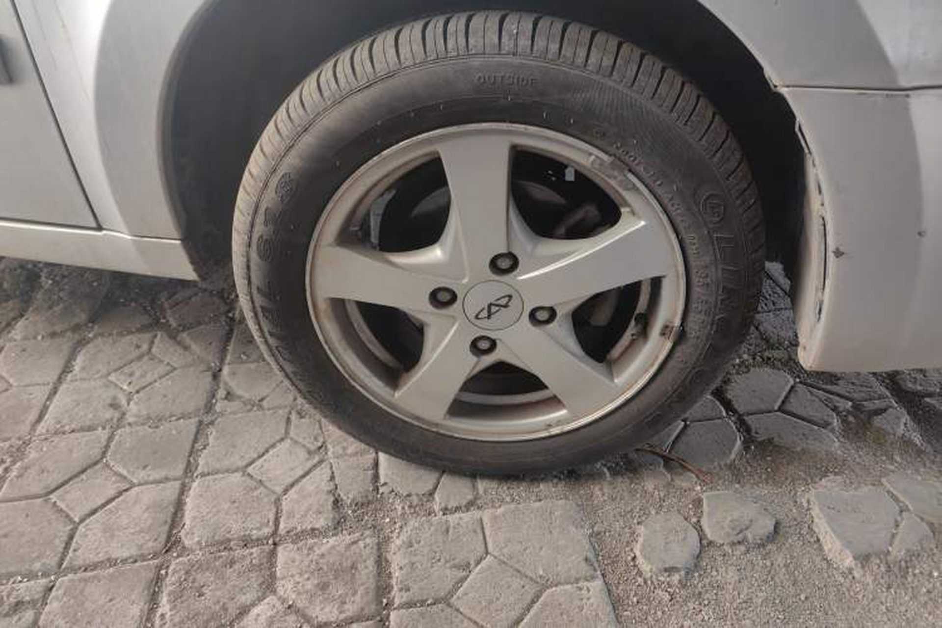 Used Chery Cowin 3 2010 1.5L Manual Comfort Edition Right Front Wheel Hub