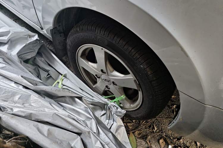 Used Chery Cowin 3 2010 1.5L Manual Comfort Edition Right Front Wheel Hub