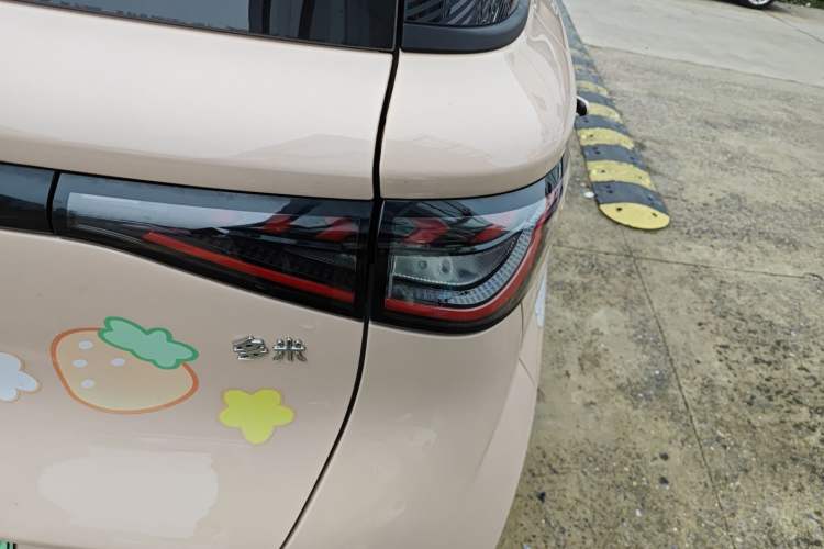 Used Chery Domi 2025 Model 305km Comfort Edition Right Rear Taillight