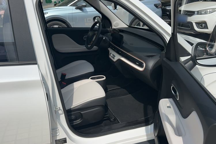 Used Chery Domi 2025 Model 305km Comfort Edition Interior 6