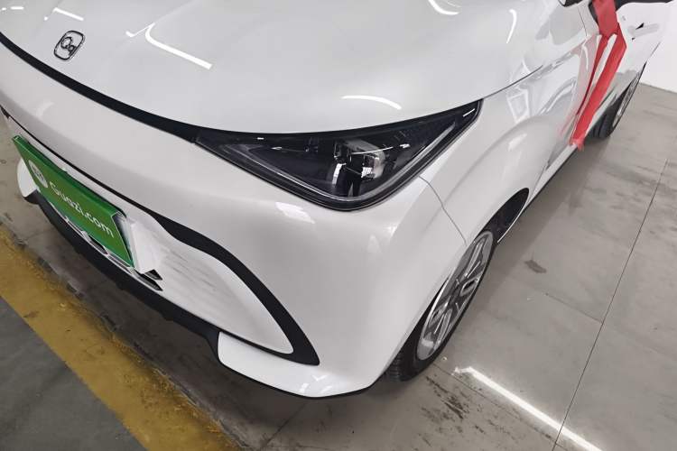 Used Chery Domi 2025 Model 405km Comfort Edition Left Front Headlight