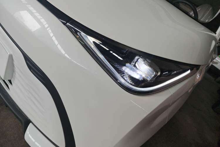 Used Chery Domi 2025 Model 305km Comfort Edition Left Front Headlight