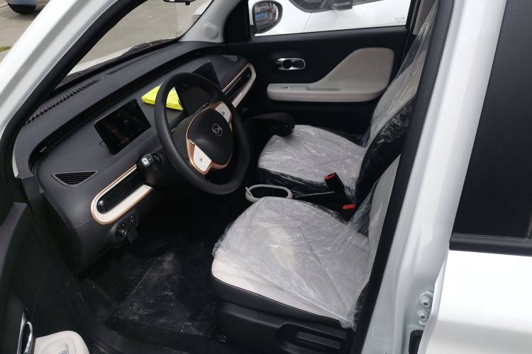 Used Chery Domi 2025 Model 305km Comfort Edition Left Front Seat