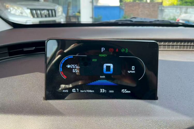 Used Chery Domi 2025 Model 405km Comfort Edition Odometer Close Up