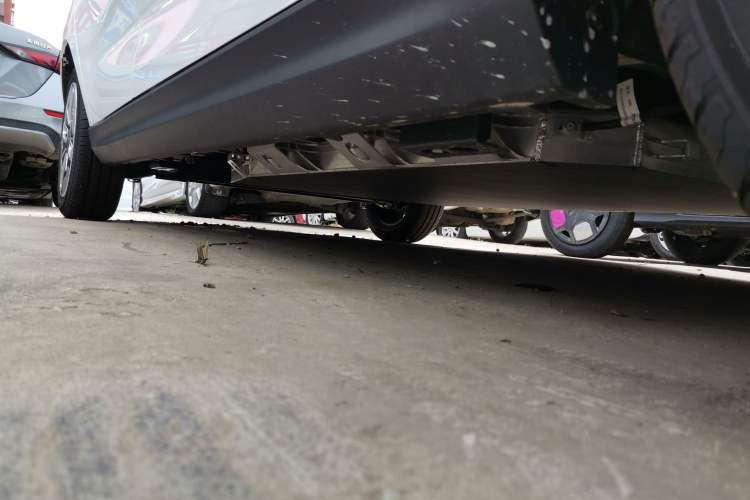 Used Chery Domi 2025 Model 305km Comfort Edition Right Side Sill