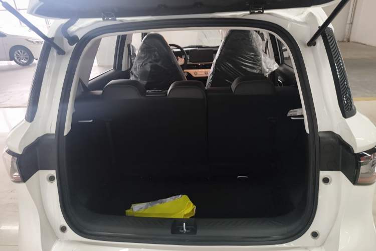 Used Chery Domi 2025 Model 405km Comfort Edition Trunk