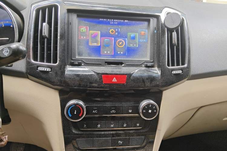Used Chery E3 2013 1.5L Manual ZhiShang Model Audio And AC Panel