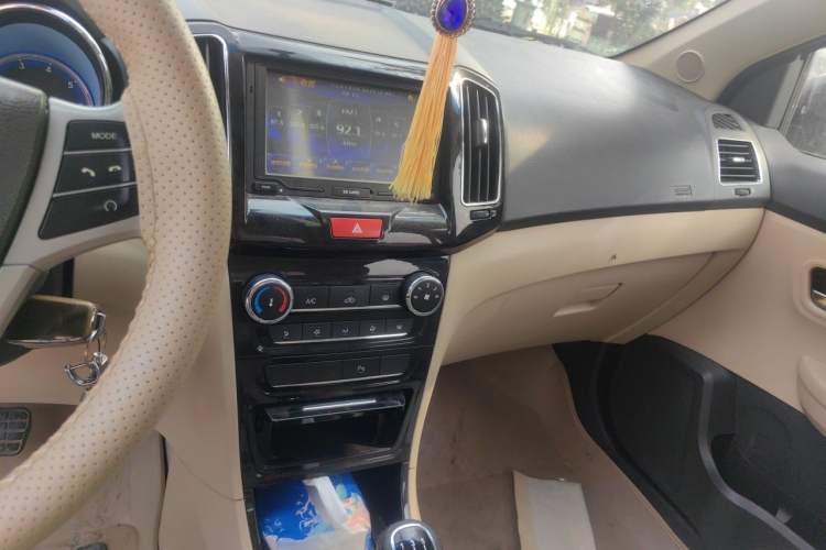 Used Chery E3 2013 1.5L Manual ZhiShang Model Audio And AC Panel