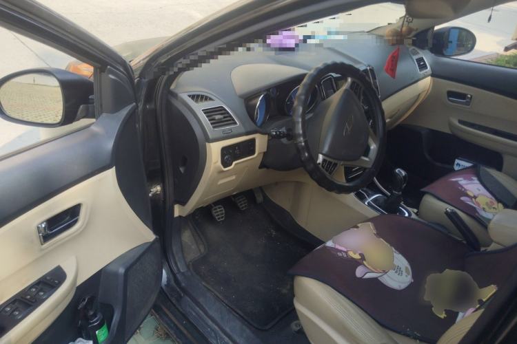 Used Chery E3 2013 1.5L Manual ZhiShang Model Driver Seat