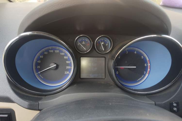 Used Chery E3 2013 1.5L Manual ZhiShang Model Instrument Cluster