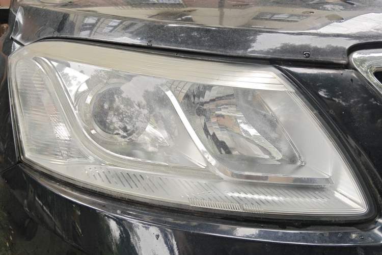 Used Chery E3 2013 1.5L Manual ZhiShang Model Right Front Headlight