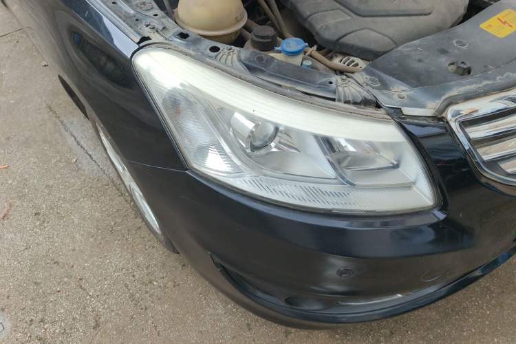 Used Chery E3 2013 1.5L Manual ZhiShang Model Right Front Headlight