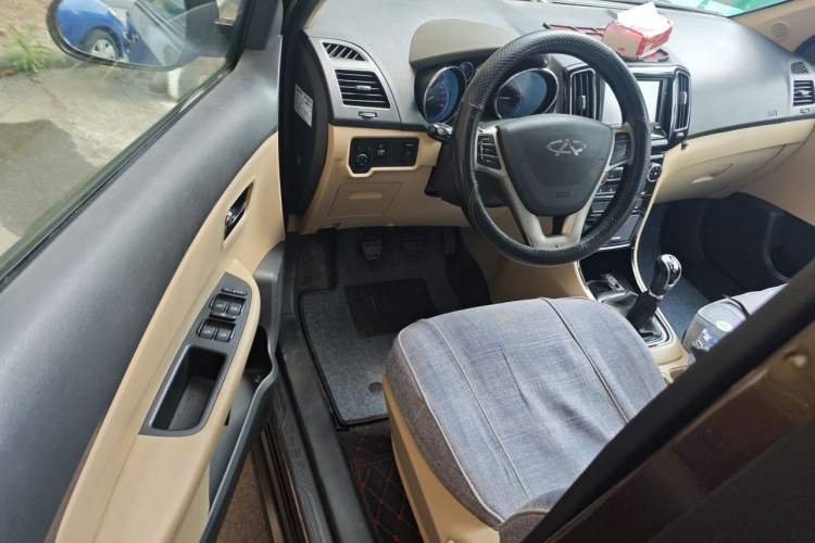 Used Chery E3 2013 1.5L Manual ZhiShang Model Driver Seat