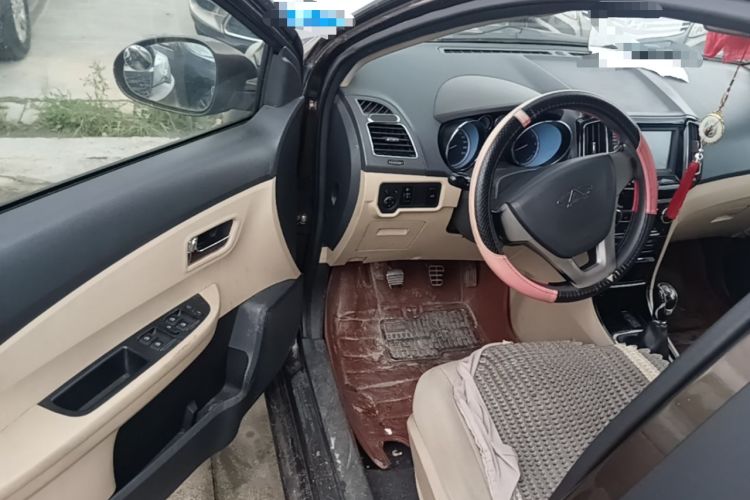 Used Chery E3 2013 1.5L Manual Fashion Model Driver Seat